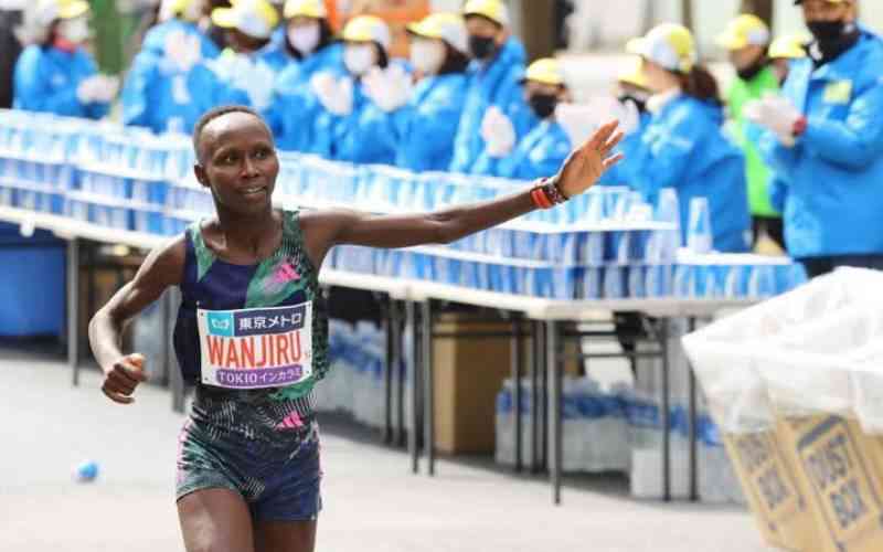 Kenyan duo Sawe and Wanjiru triumph at Berlin Marathon