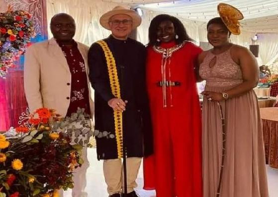 Hii imeenda: Mzungu lover weds Gladys Boss