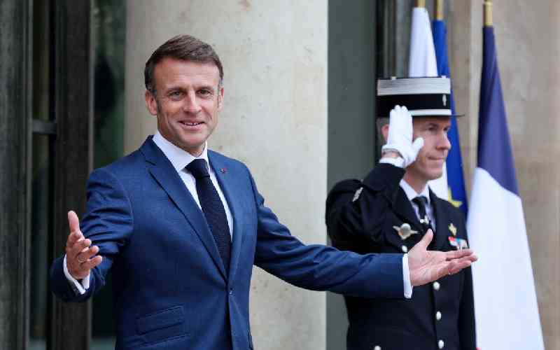 France makes landmark gesture ...