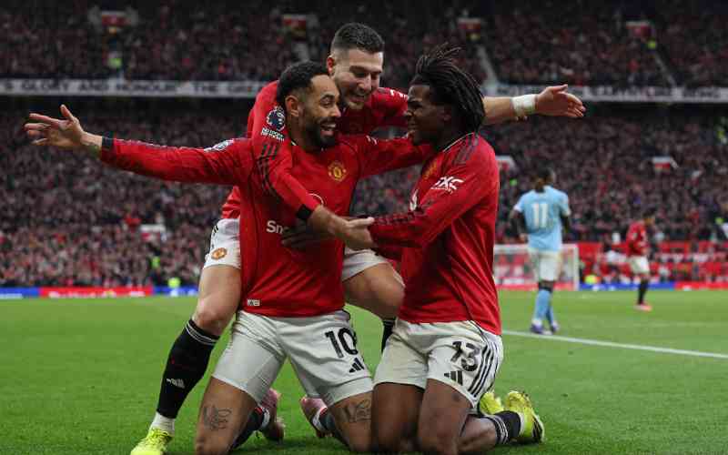 Man Utd dominate Man City in dream start for Carrick