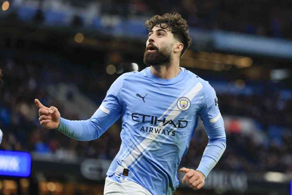 Josko Gvardiol signs new five-year deal at Man City