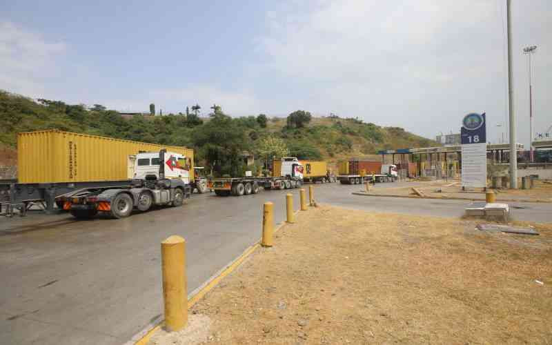 Truck drivers cautioned against ferrying strangers on Nairobi- Mombasa highway