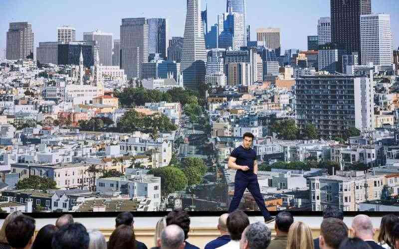 Airbnb expands into hotels, cars, groceries