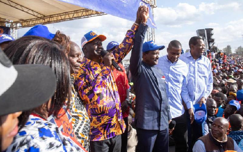 Raila Odinga, Kalonzo Musyoka on three-day trip abroad