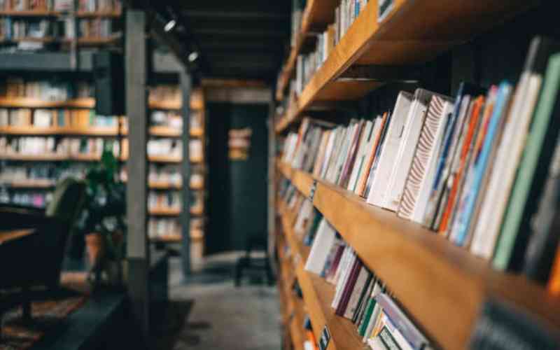 Literature isn't dying, it's our teachers letting its flame dim