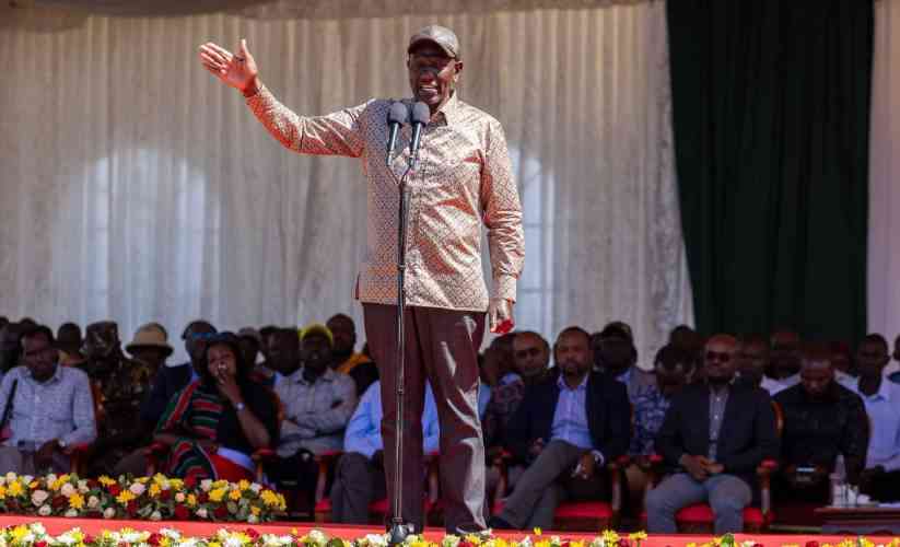 Ruto hands Sh2.6bn to Mau Forest evictees