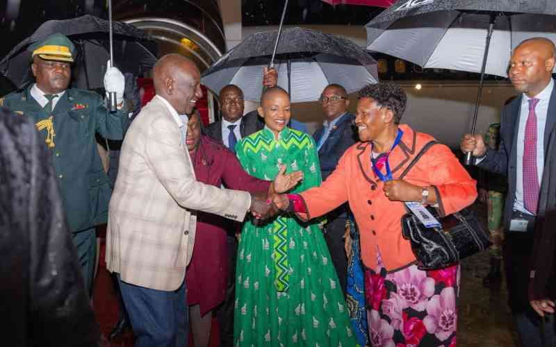 Ruto arrives in Harare ahead of COMESA summit