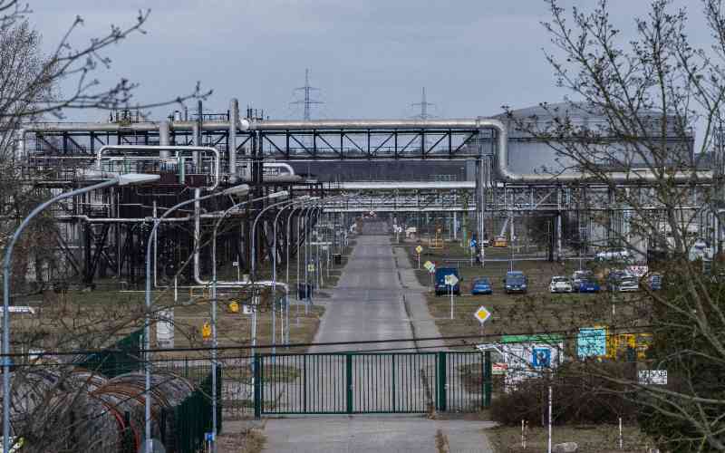 Russia says will halt flow of Kazakh oil to Germany