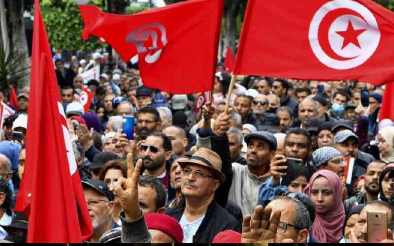 Tunisia presidential candidate Zammel remanded: reports