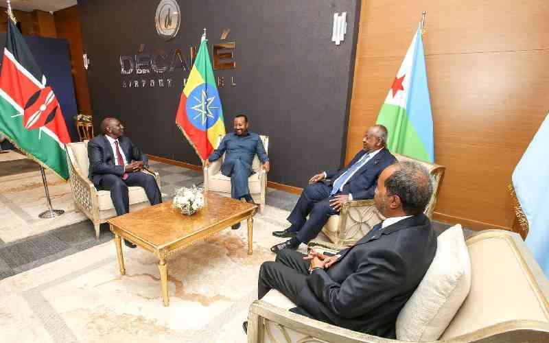 Somalia's neigbours back bid to lift of arms embargo
