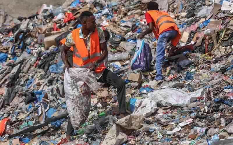 Somalia struggles to rid itself of plastic despite ban