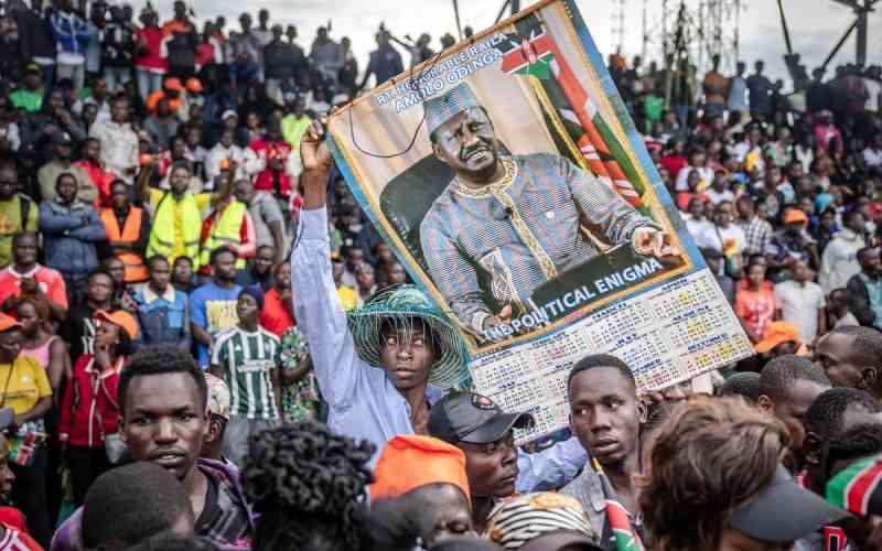 Chaos feared as body of revered Kenyan politician Odinga heads home