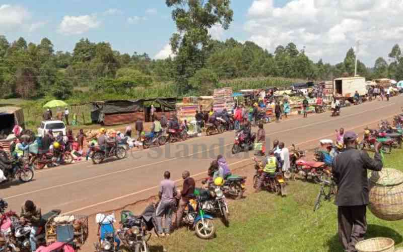 Traders dance with death along highways as they abandon markets for quick road sales