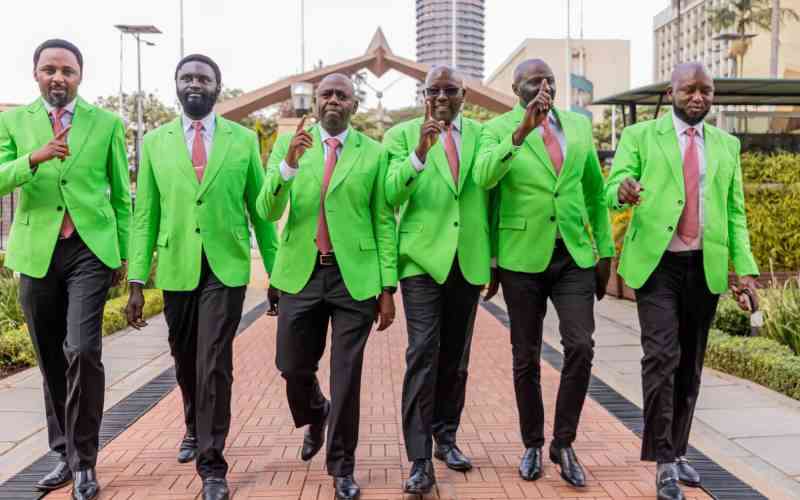 Six DCP senators turn heads in matching party colours