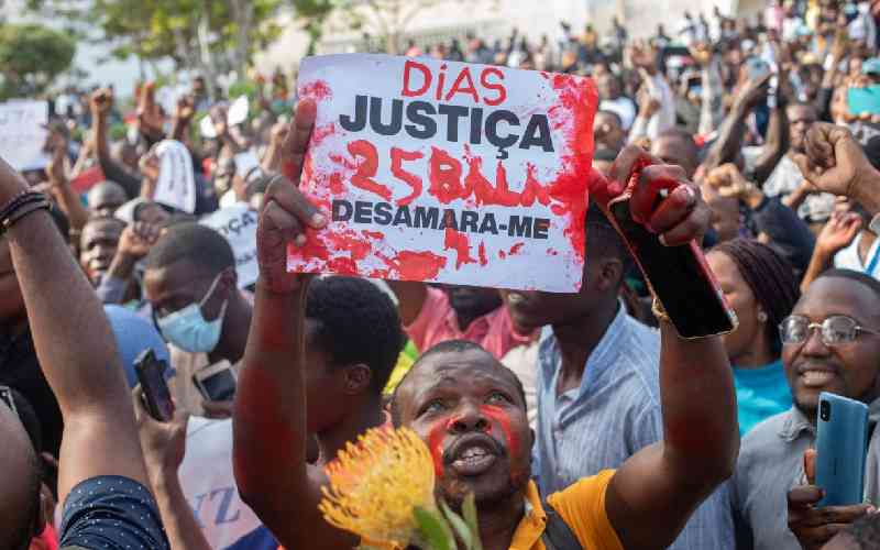 Mozambique warns protesters ah...