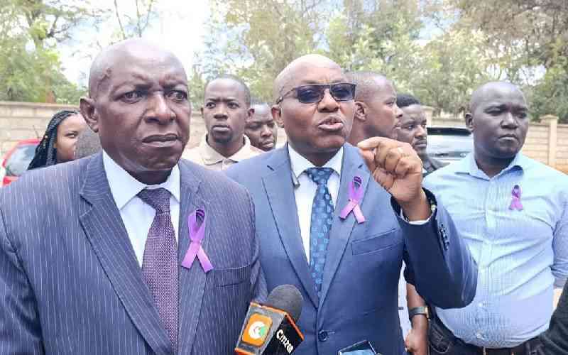 End speculations on lawyer's killing, say advocates