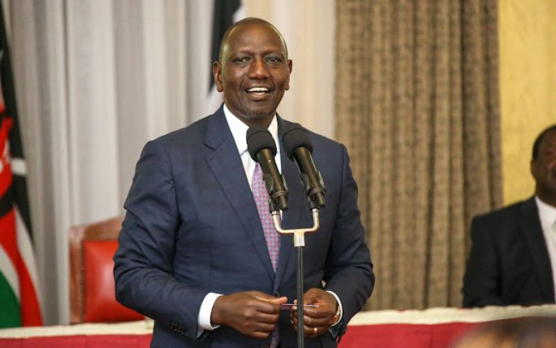 President Ruto flags off 20,000 Oxygen cylinders across counties