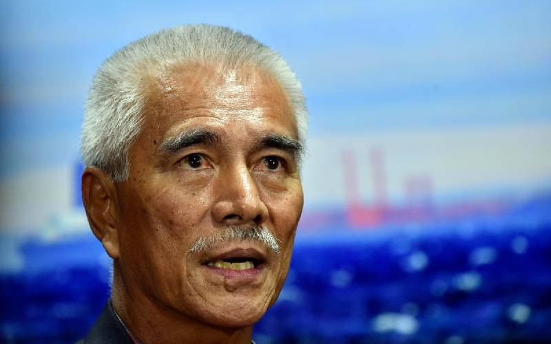 Pacific climate pioneer still fears for island nation's future