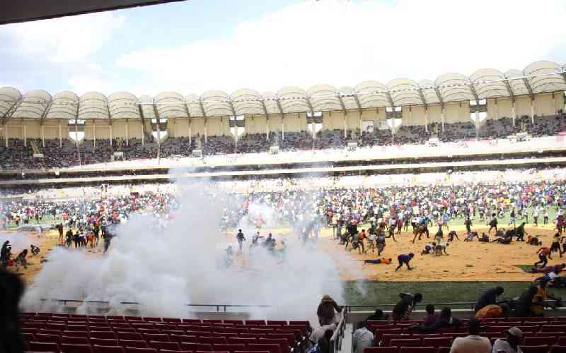 PHOTOS: Chaos at Kasarani as one killed during Raila's final farewell