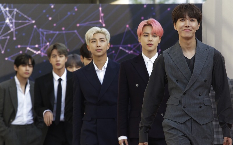 K-pop pioneers BTS's time-out leaves fans tearful, investors irate - The Standard Entertainment - Vimarsana News