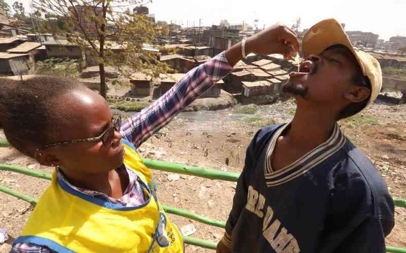 Massive cholera vaccination to prevent deaths