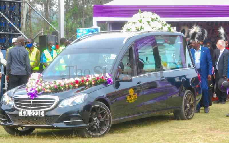 End of an era as celebrated icon Phoebe Asiyo is laid to rest