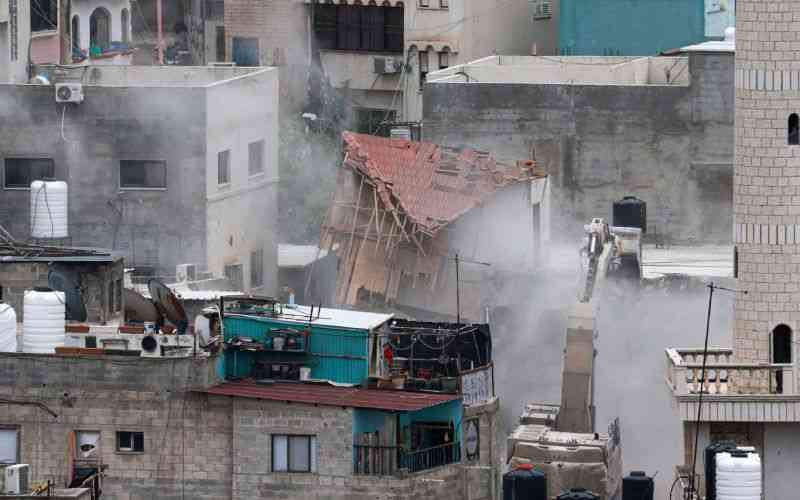 Israel hits Gaza hospital in raid Hamas says killed journalist