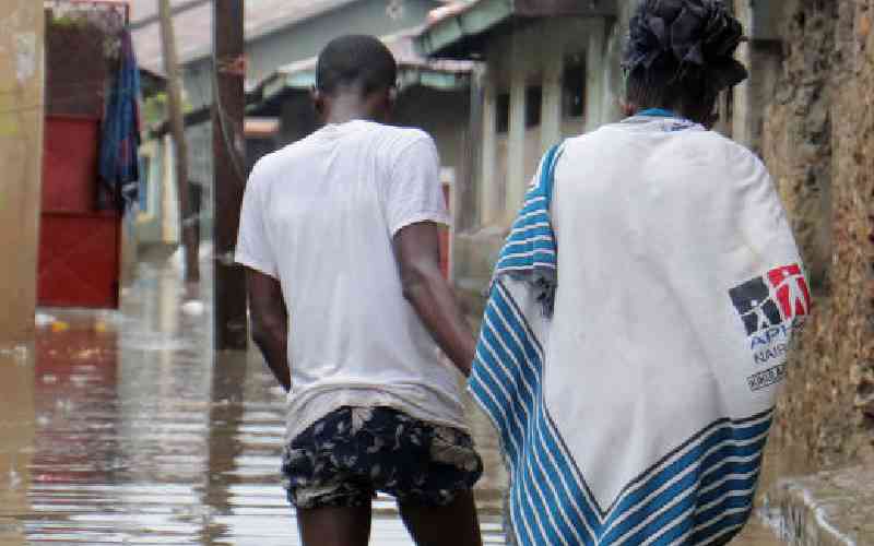 10 deaths confirmed amid fears floods may spread deadly virus