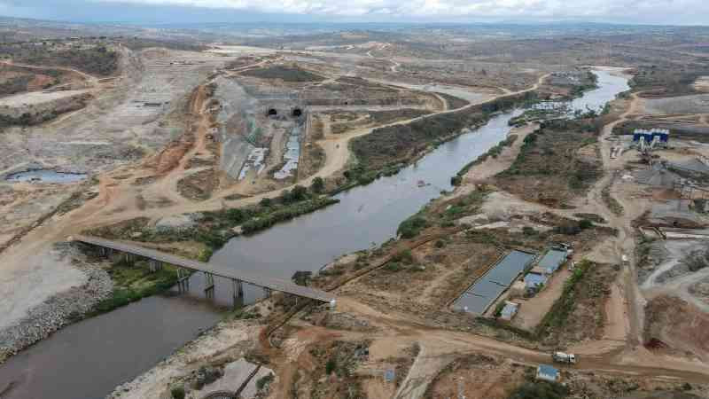 Thwake dam delays cost tax payers billions