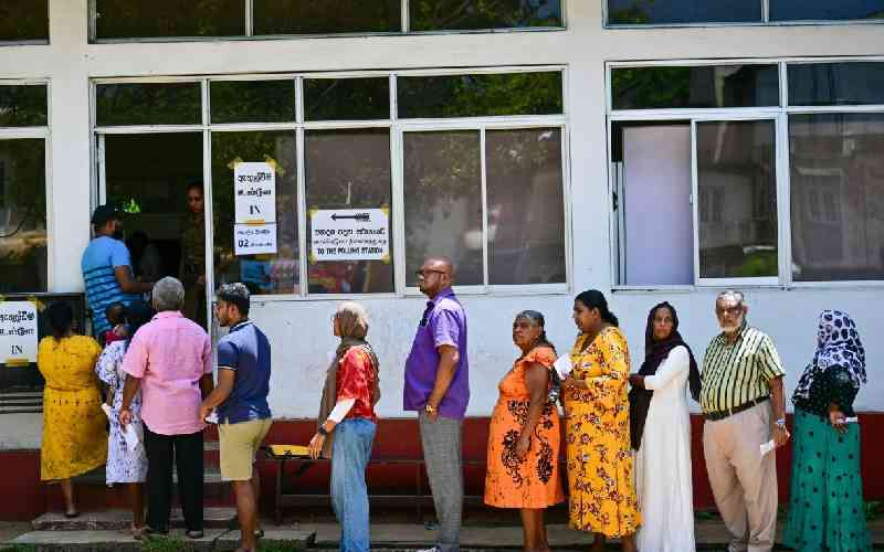 Sri Lanka votes in first poll ...