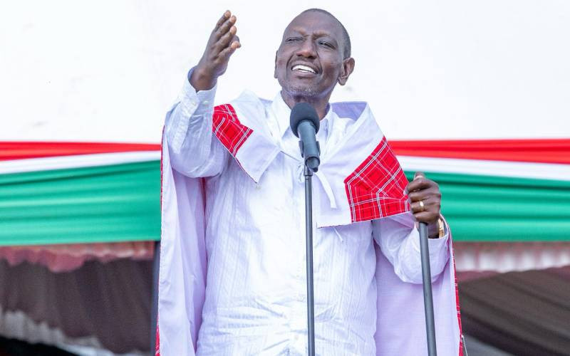 Ruto declares war on oil cartels, warns public officials in sector