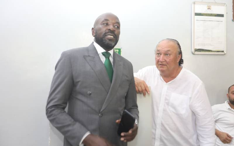 Turkish billionaire to remain in custody over alleged link to terrorism