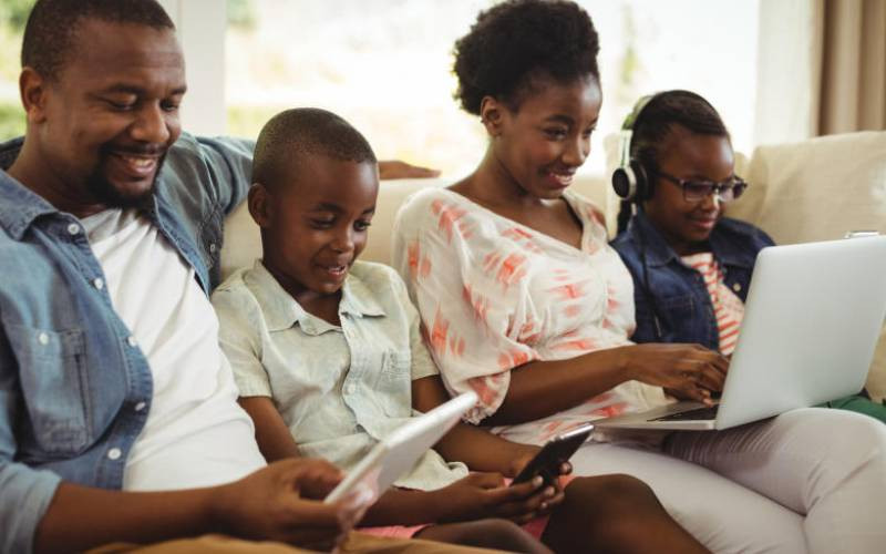 Redefining presence in the age of digital parenting