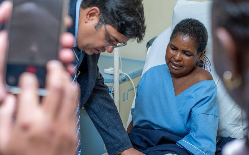 Robotic surgery: Breakthrough for arthritis pain