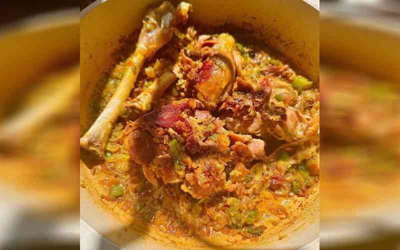 Easy recipe: Sauteed goat leg with onion and capsicum
