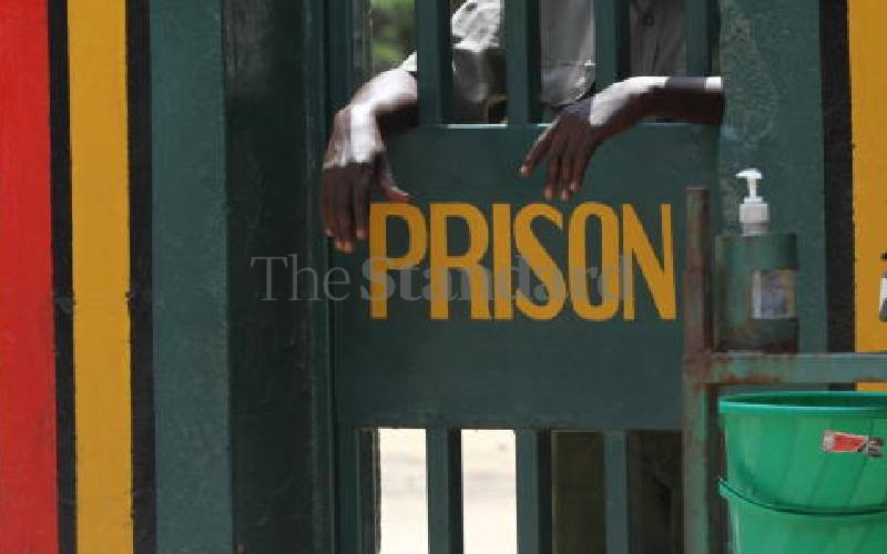 Prison warder manning KCSE exams collapses, dies in Bomet