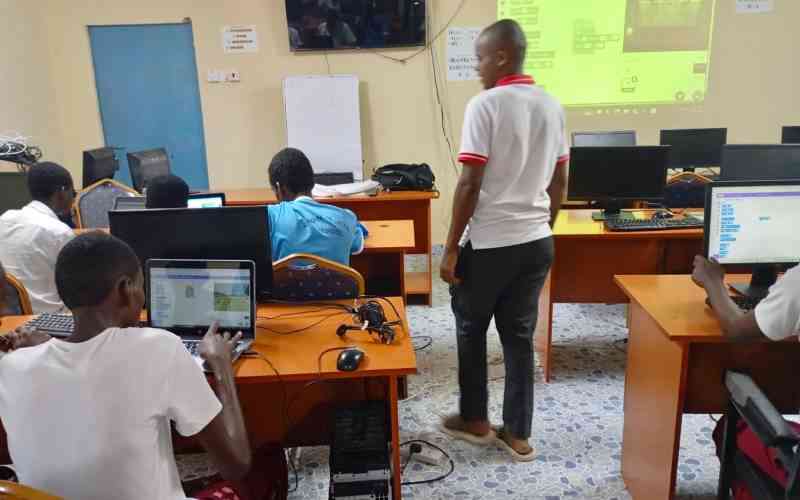 Teachers equipped with AI skills ahead of national STEM exhibition