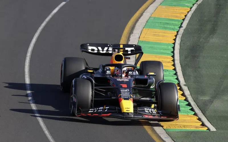 Max Verstappen wins in wild finish to F1 Australian Grand Prix