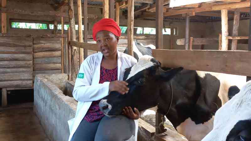 Young graduates milk success from dairy unit
