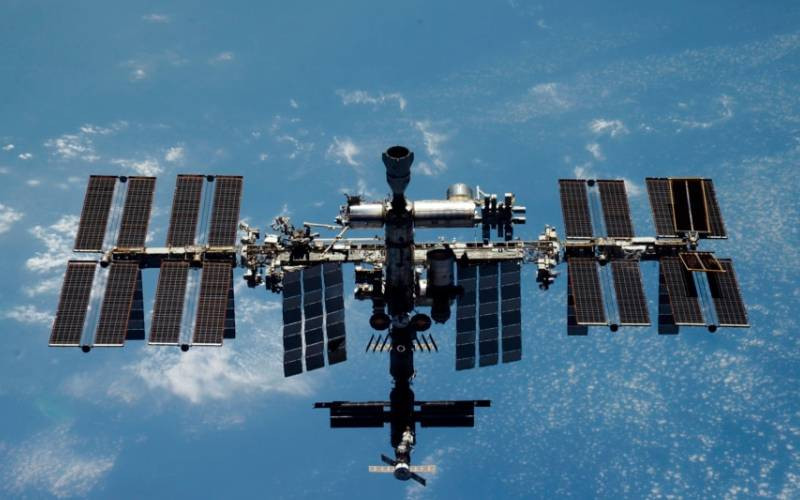 Russian spacecraft loses pressure; space station crew safe