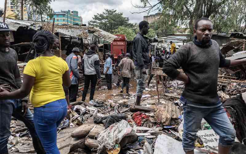 Deadly floods: How early alerts were ignored