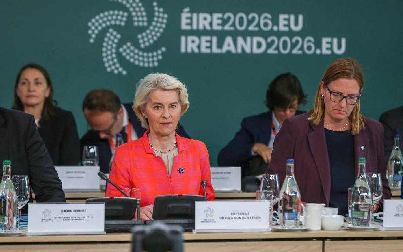 Mulling ban, EU gets expert verdict on social media for children