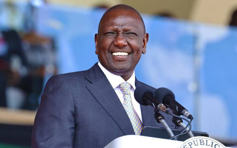 Deal with gangs ruthlessly, Ruto tells police graduates