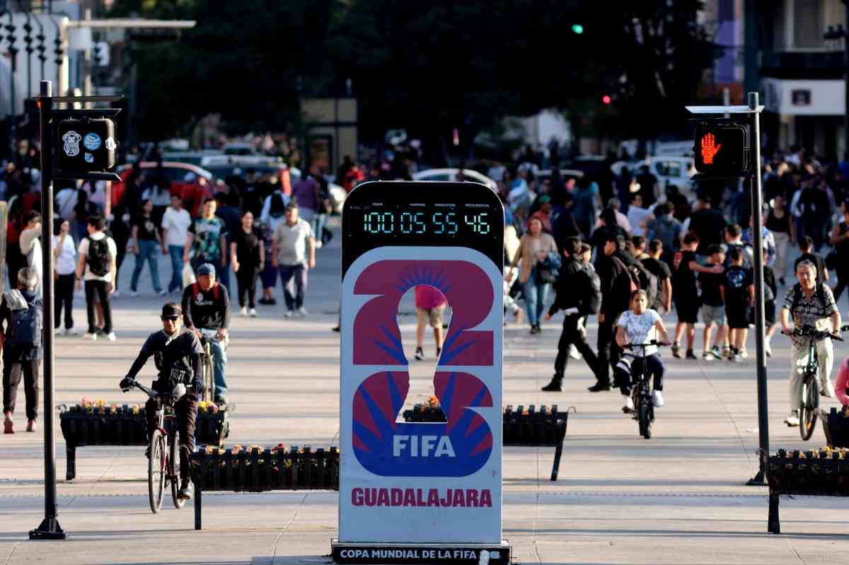 War, politics clouding World Cup on 100-day countdown