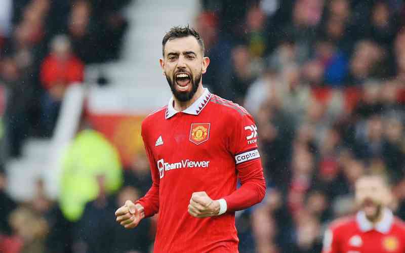 Fernandes fires Man United toward the Champions League