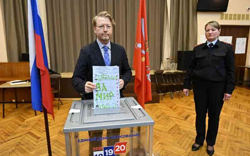 Russians vote on last day of parliamentary elections