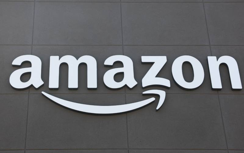 Internet services cut for hours by Amazon cloud outage