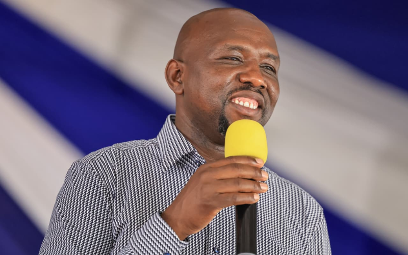 Murkomen joins Ruto in urging young men to marry: "Tusipochunga watakataa kuoa"