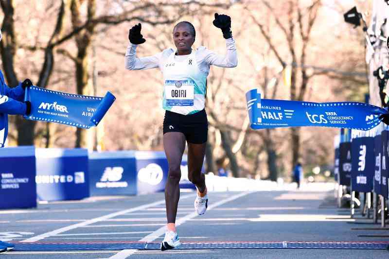 Hellen Obiri ready to defend N...