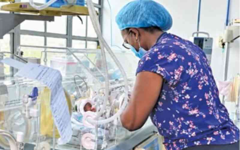 Doctor's cry for babies as nurses' strike persisted